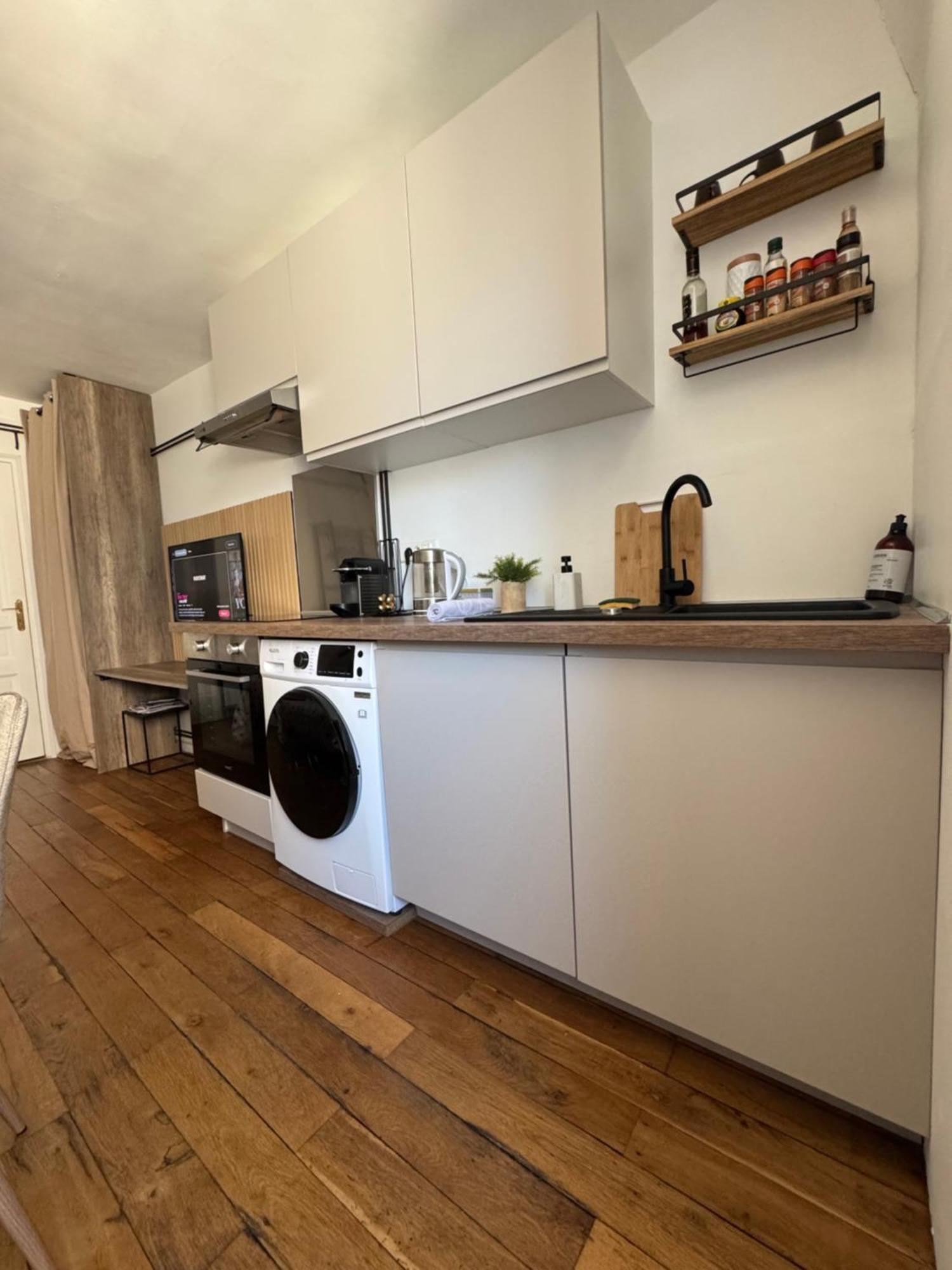 Charmant Appartement Au Coeur De Bourges Zewnętrze zdjęcie