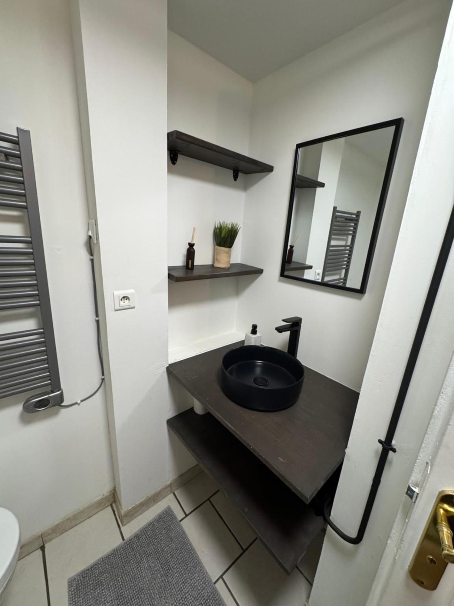 Charmant Appartement Au Coeur De Bourges Zewnętrze zdjęcie